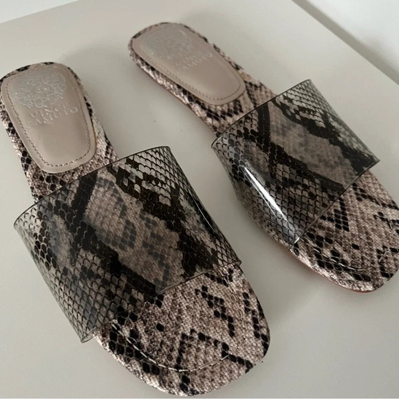 Vince  Camino Snake Prtindal Flat Sandal size 7 - Picture 2 of 6